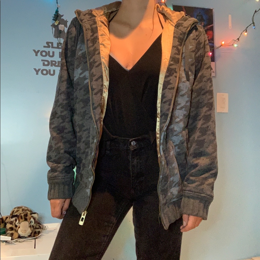 Billabong Hoodie.